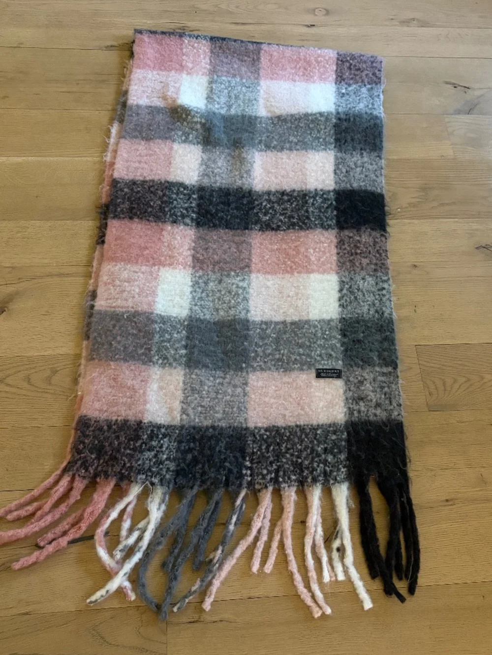 BURBERRY PINK WHITE GRAY CHECK PLAID OVERSIZED CASHMERE SCARF